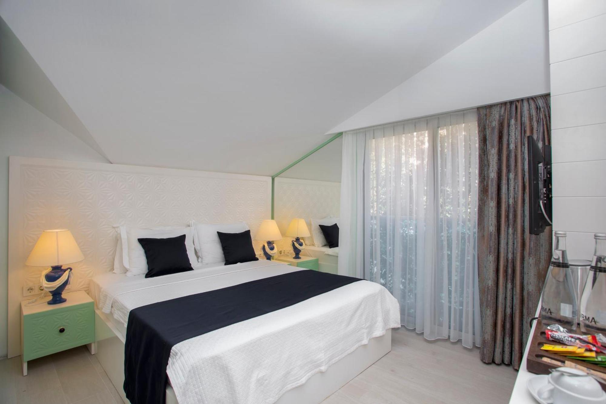 Sea View Hotel Каш Екстериор снимка